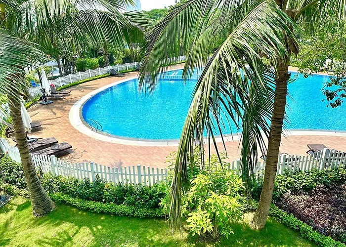 Delux Two Bedroom Apt In Vinhomes Green Bay Near Marriott And Keangnam