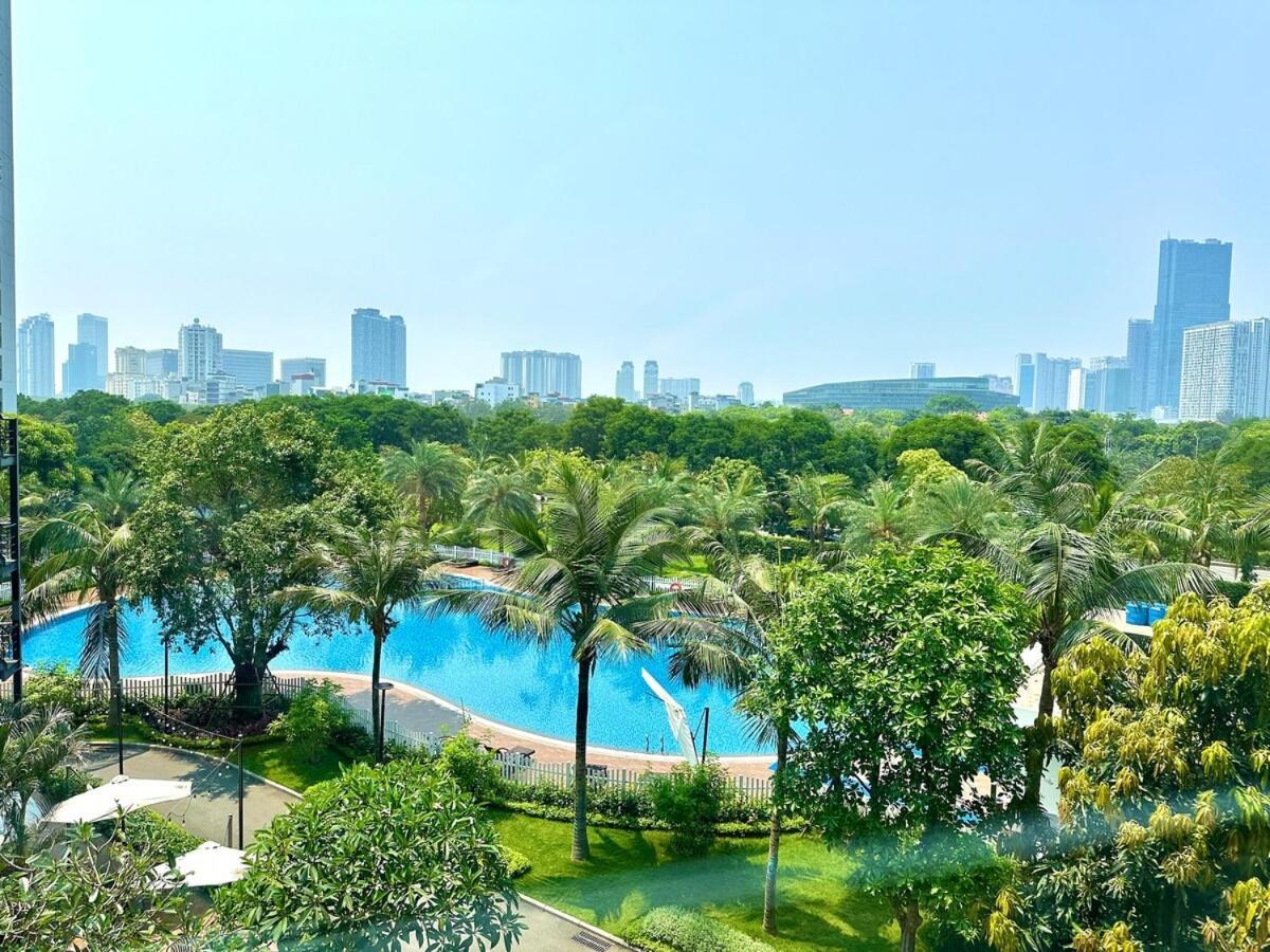 Căn hộ Delux Two Bedroom In Vinhomes Bay Near Marriott And Keangnam Hà Nội