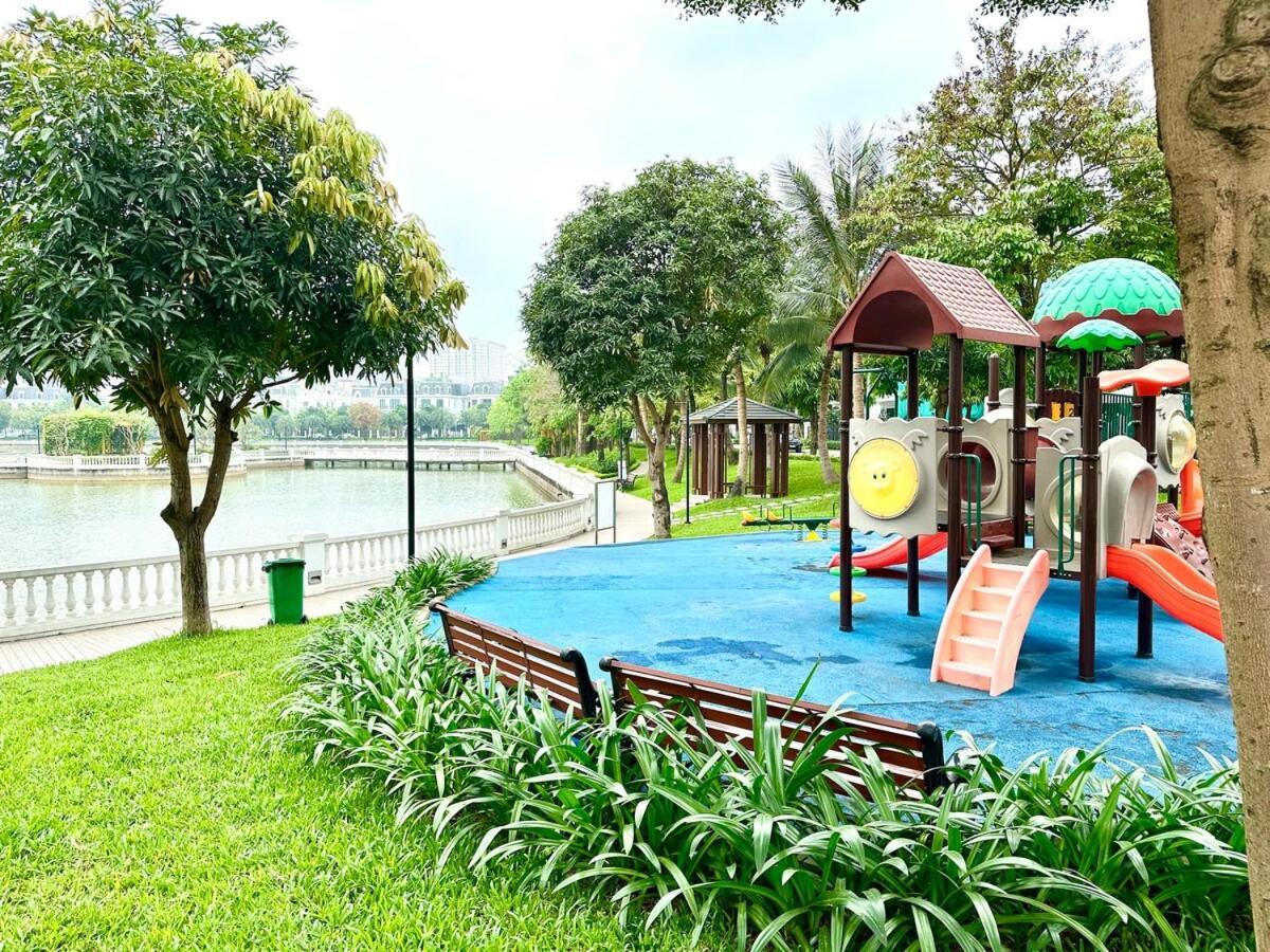 Delux Two Bedroom In Vinhomes Bay Near Marriott And Keangnam Hanoï